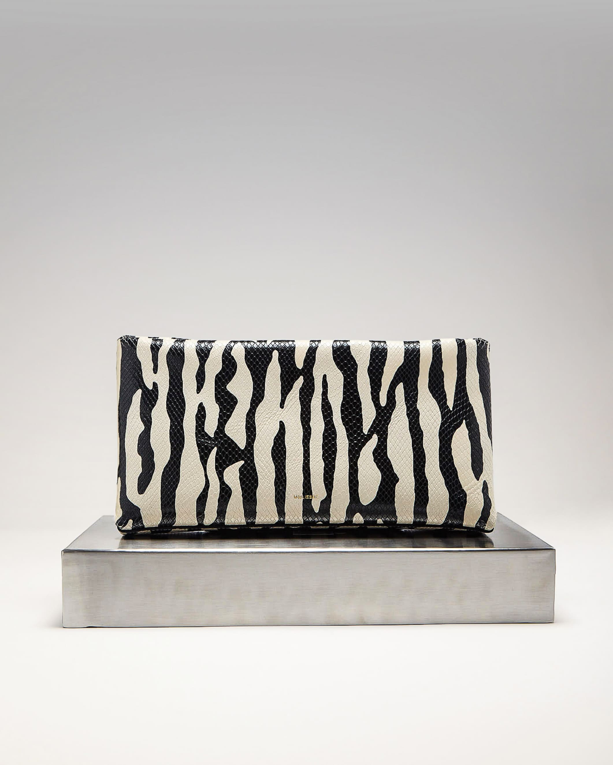 Mouliebre / Soft Volume 2